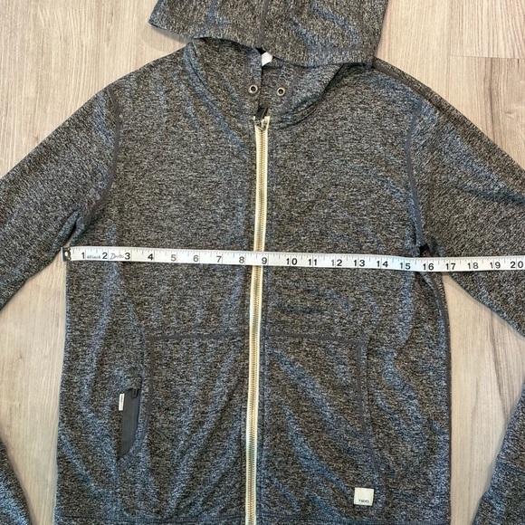 Vuori Gray Hooded Zip-Up Jacket - Picture 5 of 10